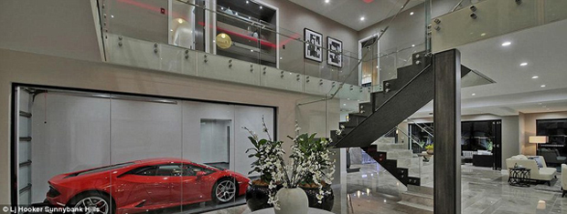 Hai una Lamborghini Huracan? Mettila in salone