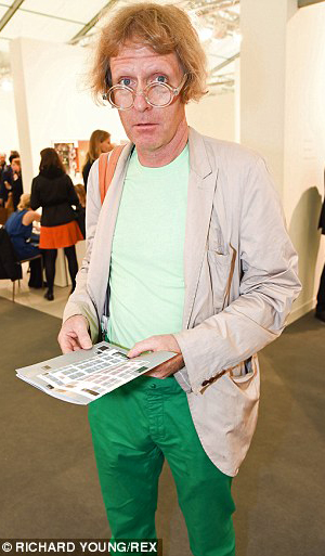 Grayson Perry vince il Turner Prize nel 2003. Il primo artista ceramista ad aver mai ricevuto il prestigioso premio