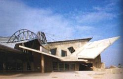 Il palazzetto dello sport di Huesca - 1993