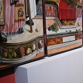 Particolare con predelle sullo sfondo dell'opera di Carlo Crivelli, Trittico di San Domenico, 1482 - Tempera e olio su tavola