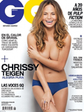 Chrissy Teigen appare sulla copertina di GQ magazine senza capezzoli