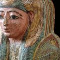 Sarcofago antropomorfo femminile dalla Valle delle Regine Tebe, Scavi Schiapparelli Soprintendenza per i Beni Archeologici del Piemonte e Museo Antichità Egizie