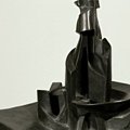 Umberto Boccioni, Linea e forza di una bottiglia, bronzo, 39.5x59.5x33, Zang-Tumb-Tumb, olio su tela, 45.5x34.5, Civiche Raccolte d'Arte, Museo del Novecento, Milano