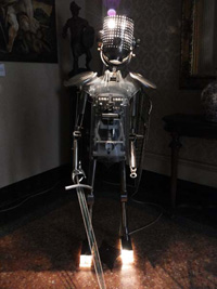 Robot Templare di Gaetano Muratore nela sezione Il CULTO DI INANNA-ISHTAR