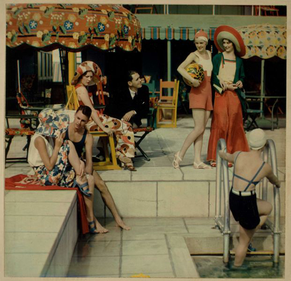 Ladies Home Journal, scena del bagno in piscina (sezione sinistra della pubblicit), 1931
