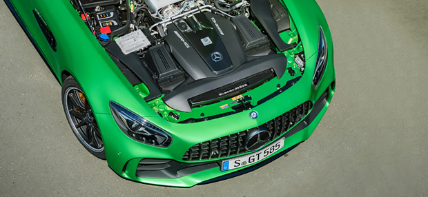 Nuova Mercedes-AMG GT R