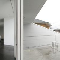 � Nobumitsu Watanabe