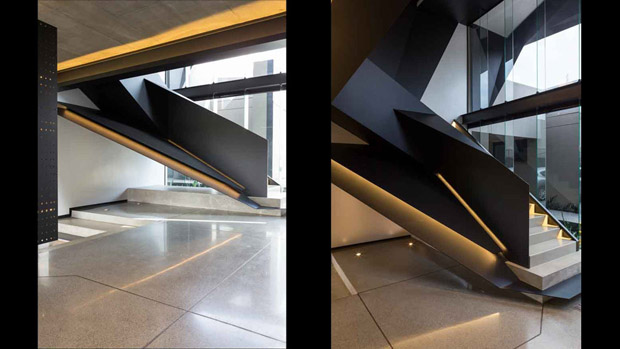Kloof Road House by Nico van der Meulen Architects. [South Africa]