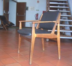 Sedia presente nel ristorante