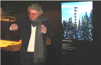 Mario Botta spiega un suo progetto