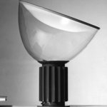 TACCIA - Lampada da tavolo a luce riflessa - 1958 Progetto: Achille e Pier Giacomo Castiglioni - 1962 Produzione: Flos - ©Studio Museo Achille Castiglioni - Triennale Design Museum, Milano