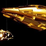 AeroNube. Lampada a sospensione eterea e dinamica come una nuvola, realizzata in lamine d'alluminio, 2009