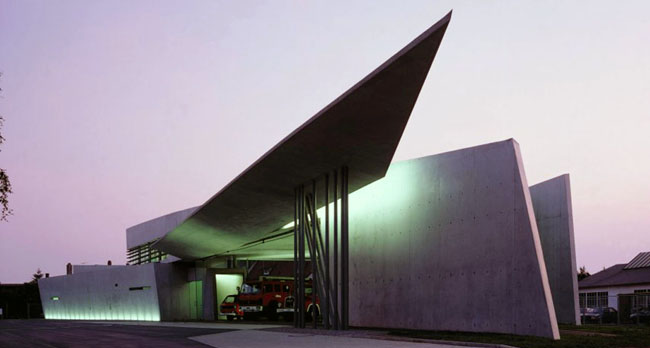 Stazione antincendio del Vitra Museum a Weil am Rheim