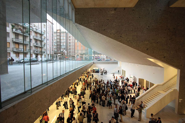 L'edificio dell'Università Bocconi delle irlandesi Shelley McNamara e Yvonne Farrell