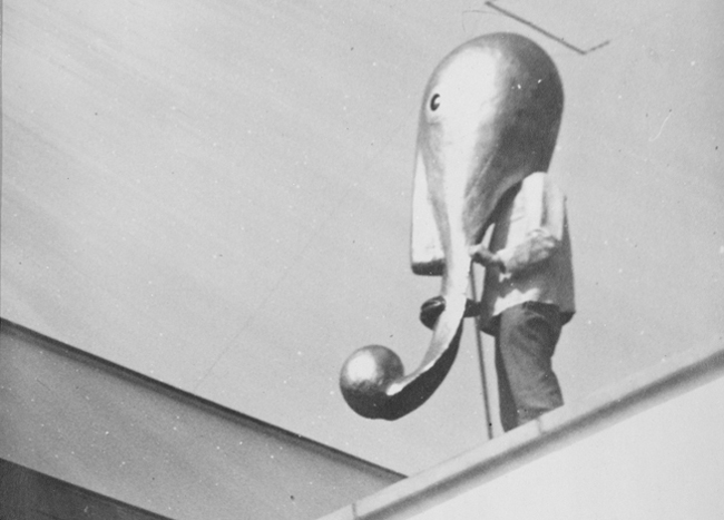 T. Lux Feininger, “Mask for the Bauhaus stage on the roof of the Bauhaus school”, 1928 - Photography - © Estate of T. Lux Feininger / Bauhaus-Archiv Berlin