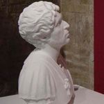 Francesco Vezzoli - Self-portrait as Emperor Hadrian Loving Antinous, 2012 - 2 parti: Busto di Antinoo in marmo, dim: 46 x 39 x 20 cm; plinto 115 x 50 x 50 cm e Busto dell'imperatore Adriano in marmo, dim: 45 x 45 x 19 cm; plinto 95 x 50 x 50 cm