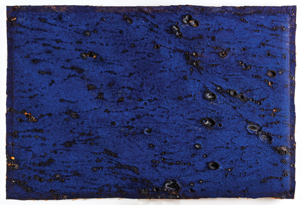 Giulio Turcato. Superficie Lunare. Smalto e pigmenti fluorescenti su gommapiuma applicata su tela, cm 40 x 60