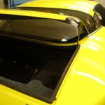 Il capiente porta bagli della vettura al proprio interno racchiude una valigia anch'essa totalmente realizzata in carbonio