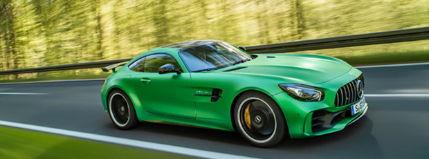 Nuova Mercedes-AMG GT R
