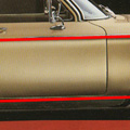 Chevrolet Corvair . L'auto disegnata, anch'essa sotto la direzione di Micthell, presenta la prevalenza di linee orizzontali e la caratteristica conformazione a due gusci sovrapposti, uniti a livello della linea di cintura. Inoltre  accomunata con la Oldsmobile Super 88 dai quattro fari anteriori circolari disposti a coppie orizzontali. La Corvair, di dimensioni pi contenute influenzer la linea di di alcune auto europee come la Fiat 1300-1500, la NSU Prinz, la Panhard