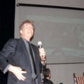 Micheal Robinson durante la presentazione